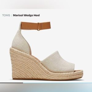 NEW - TOMS Marisol Wedge size W9